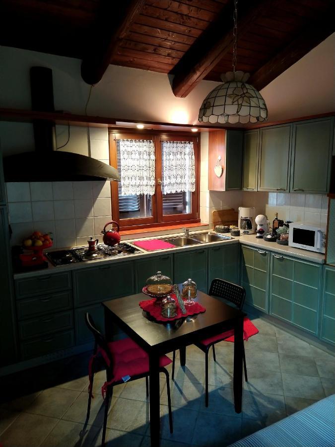 Maison d'hôtes Cascina Roella à Monforte dʼAlba Extérieur photo